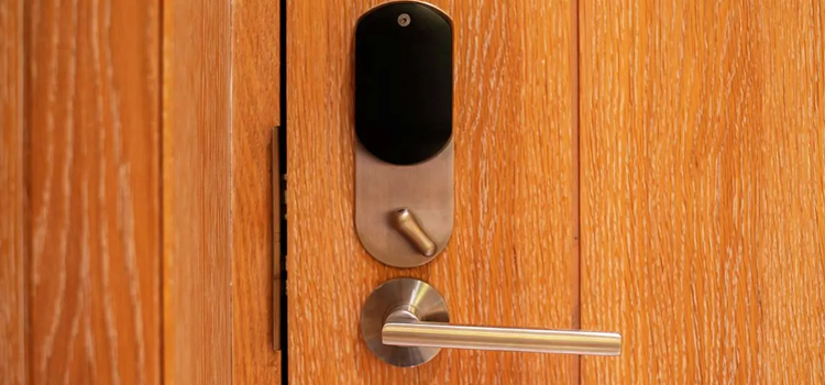 Automatic Locking Door Knob Halton Hills